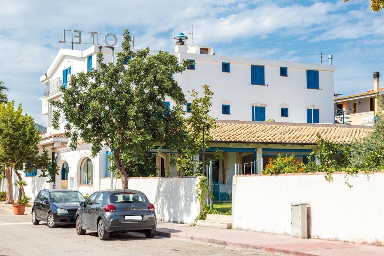 Hotel S'Ortale Con Parcheggio Interno E Ristorante All'Aperto Орозеи Екстериор снимка