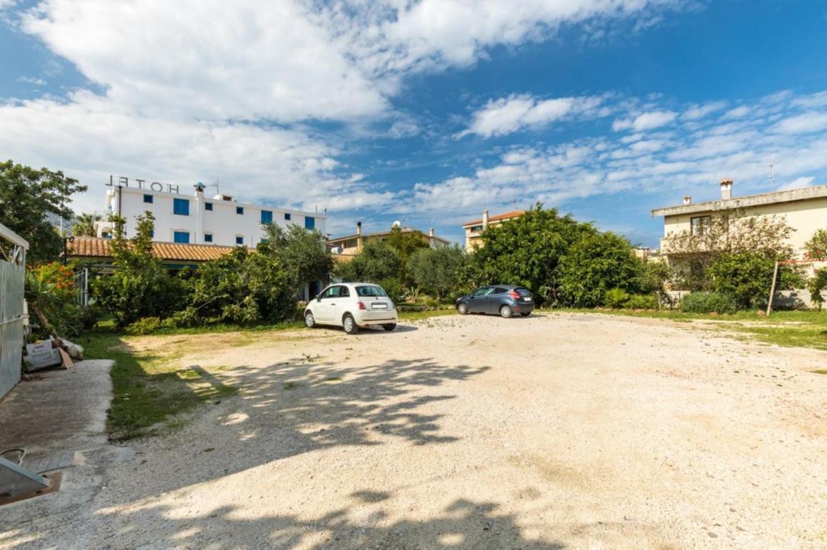Hotel S'Ortale Con Parcheggio Interno E Ristorante All'Aperto Орозеи Екстериор снимка