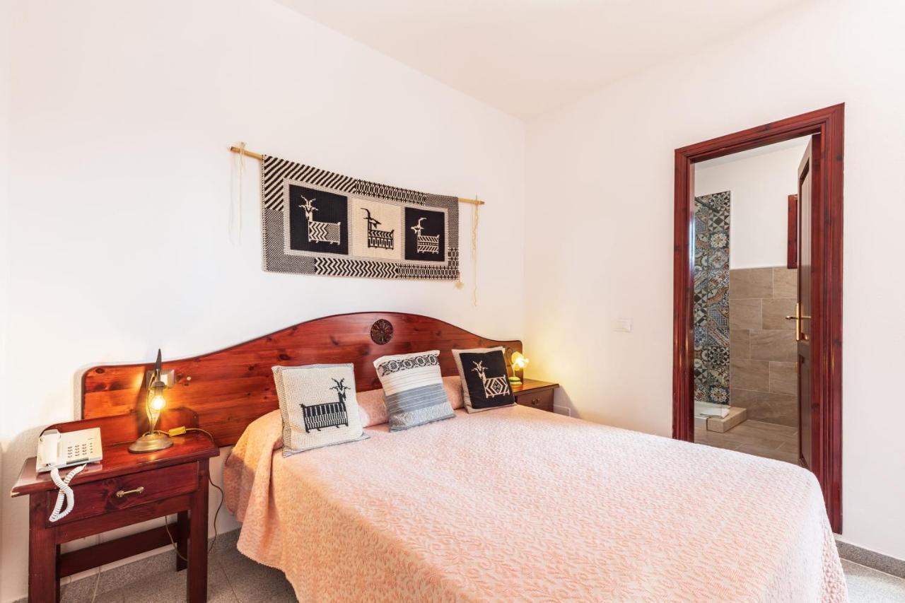 Hotel S'Ortale Con Parcheggio Interno E Ristorante All'Aperto Орозеи Екстериор снимка