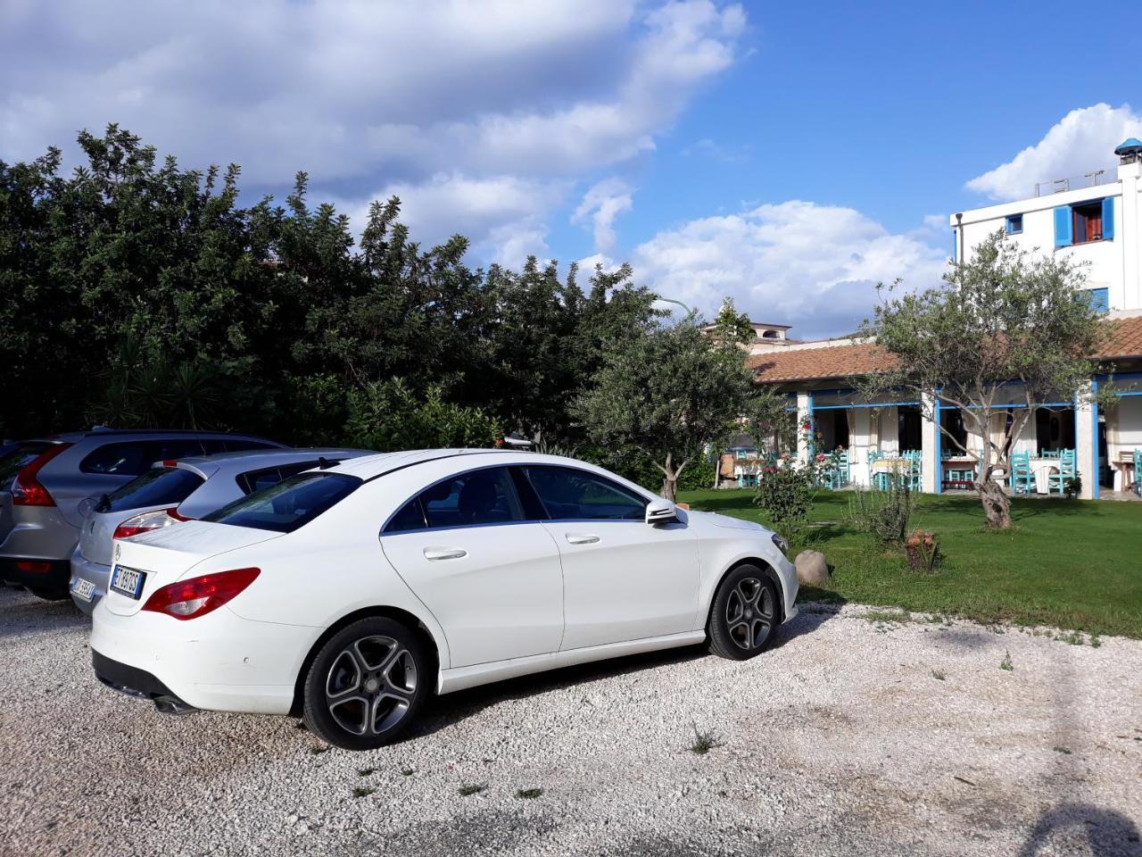 Hotel S'Ortale Con Parcheggio Interno E Ristorante All'Aperto Орозеи Екстериор снимка