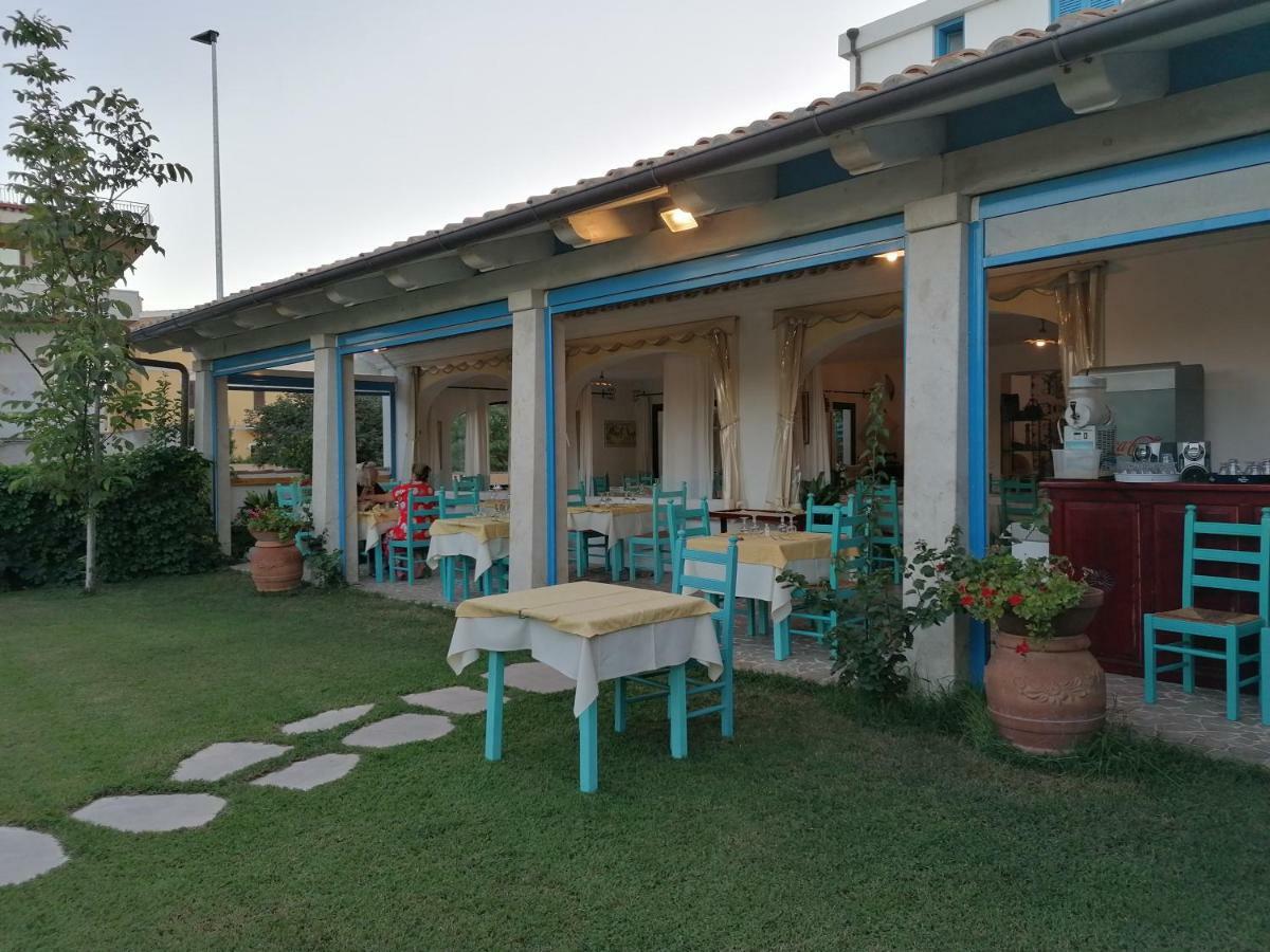 Hotel S'Ortale Con Parcheggio Interno E Ristorante All'Aperto Орозеи Екстериор снимка